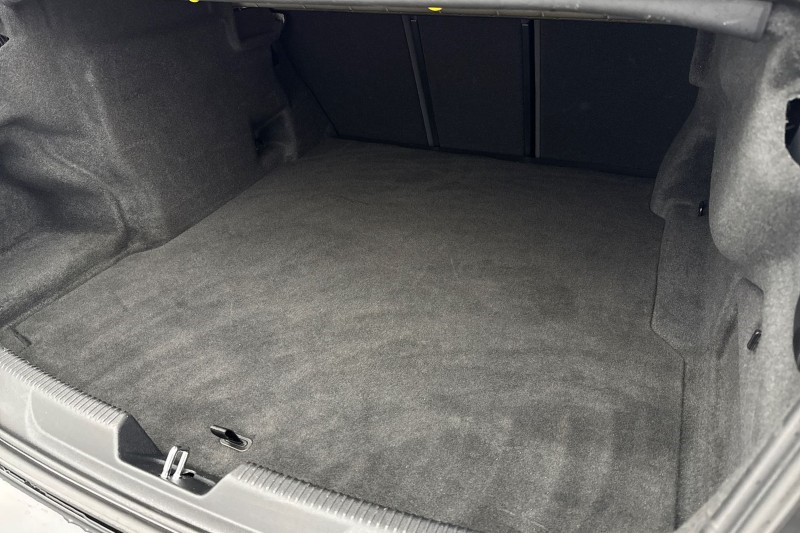 2021 (21) JAGUAR XE 2.0 P250 R-Dynamic Black 4dr Auto 5008863