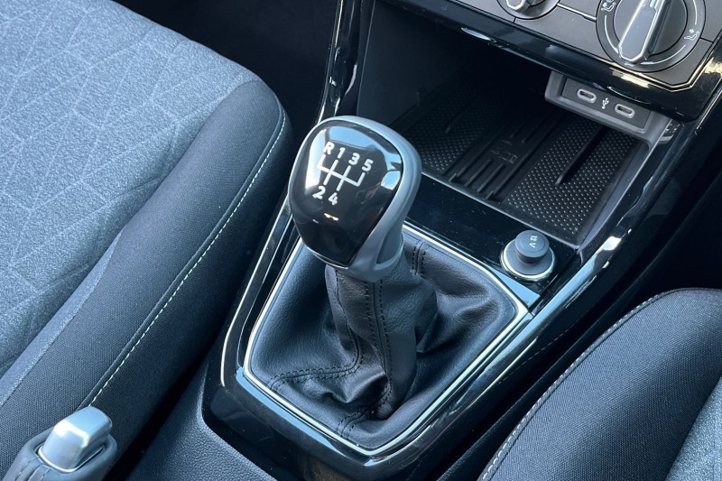  VOLKSWAGEN T-CROSS 1.0 TSI 115 Match 5dr 4912069