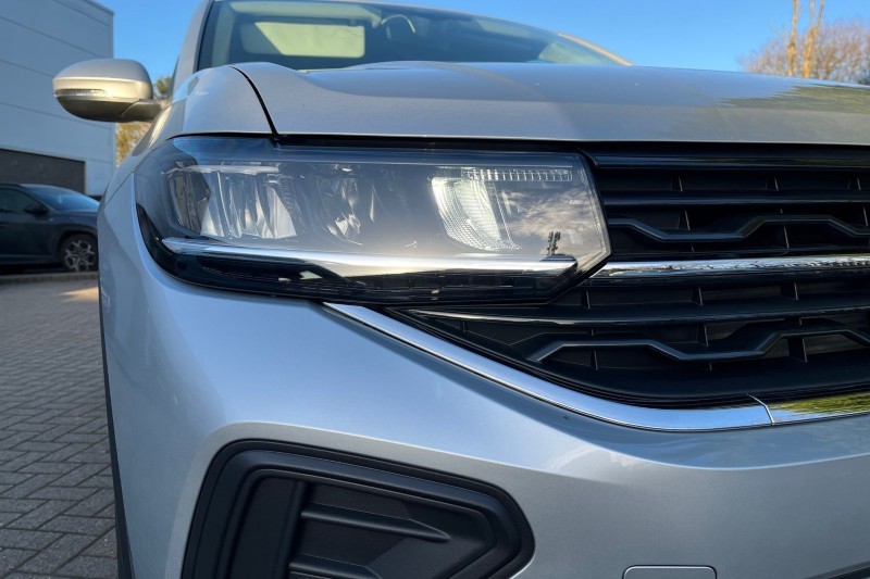  VOLKSWAGEN T-CROSS 1.0 TSI 115 Match 5dr 4912075