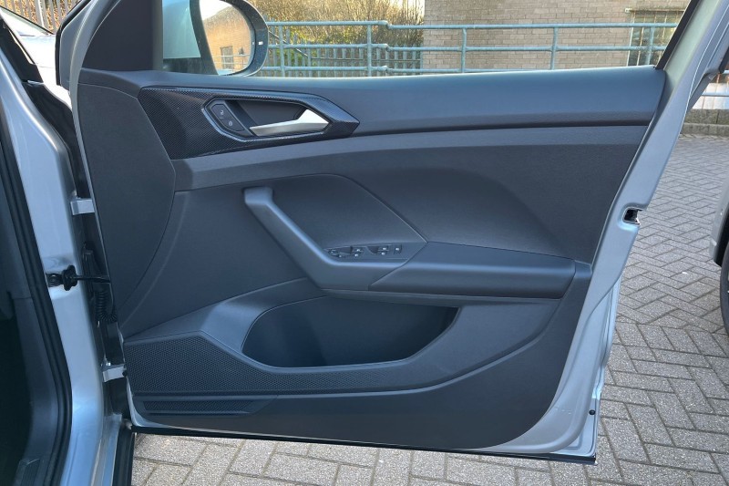  VOLKSWAGEN T-CROSS 1.0 TSI 115 Match 5dr 4912053