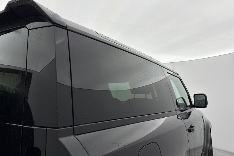 2023 (73) LAND ROVER DEFENDER 2.0 P300 X-Dynamic SE 90 3dr Auto 5036130