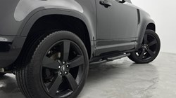 2023 (73) LAND ROVER DEFENDER 2.0 P300 X-Dynamic SE 90 3dr Auto 5036127