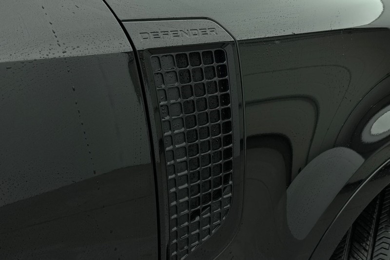 2023 (73) LAND ROVER DEFENDER 2.0 P300 X-Dynamic SE 90 3dr Auto 5036104