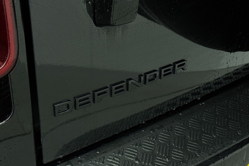 2023 (73) LAND ROVER DEFENDER 2.0 P300 X-Dynamic SE 90 3dr Auto 5036124