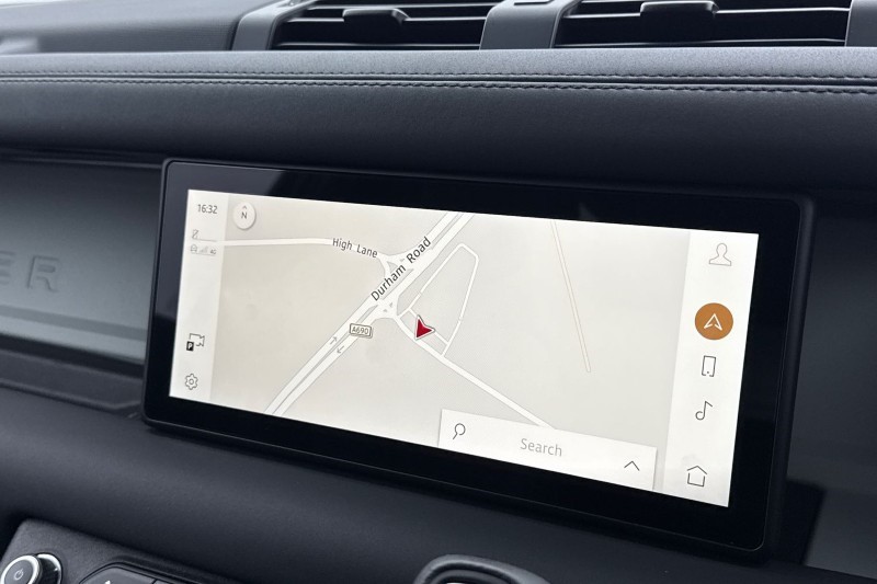 2023 (73) LAND ROVER DEFENDER 2.0 P300 X-Dynamic SE 90 3dr Auto 5036095