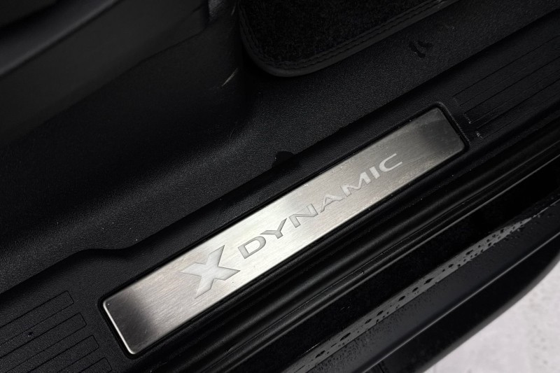 2023 (73) LAND ROVER DEFENDER 2.0 P300 X-Dynamic SE 90 3dr Auto 5036118