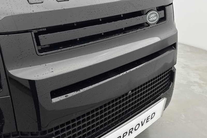 2023 (73) LAND ROVER DEFENDER 2.0 P300 X-Dynamic SE 90 3dr Auto 5036122