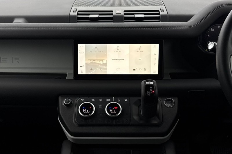 2023 (73) LAND ROVER DEFENDER 2.0 P300 X-Dynamic SE 90 3dr Auto 5036098