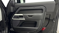 2023 (73) LAND ROVER DEFENDER 2.0 P300 X-Dynamic SE 90 3dr Auto 5036105