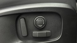 2023 (73) LAND ROVER DEFENDER 2.0 P300 X-Dynamic SE 90 3dr Auto 5036107