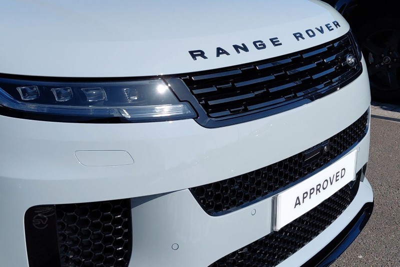 2026 (75) LAND ROVER RANGE ROVER SPORT 4.4 P635 V8 SV 5dr Auto 5332346