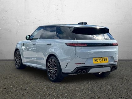 2026 (75) LAND ROVER RANGE ROVER SPORT 4.4 P635 V8 SV 5dr Auto