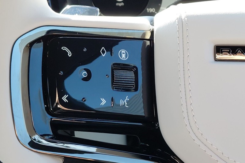 2026 (75) LAND ROVER RANGE ROVER SPORT 4.4 P635 V8 SV 5dr Auto 5332332