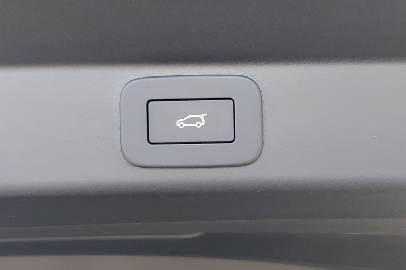 2026 (75) LAND ROVER RANGE ROVER SPORT 4.4 P635 V8 SV 5dr Auto 5332343