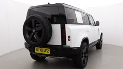 2026 (75) LAND ROVER DEFENDER 3.0 D250 X-Dynamic SE 110 5dr Auto 5939597