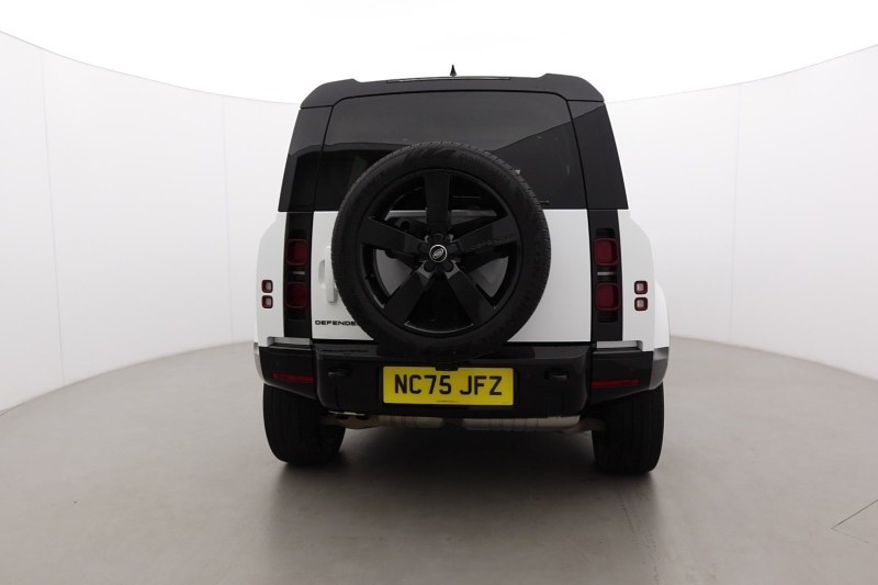 2026 (75) LAND ROVER DEFENDER 3.0 D250 X-Dynamic SE 110 5dr Auto 5939593
