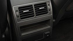 2022 (22) JAGUAR F-PACE 2.0 P400e R-Dynamic Black 5dr Auto AWD 5038893