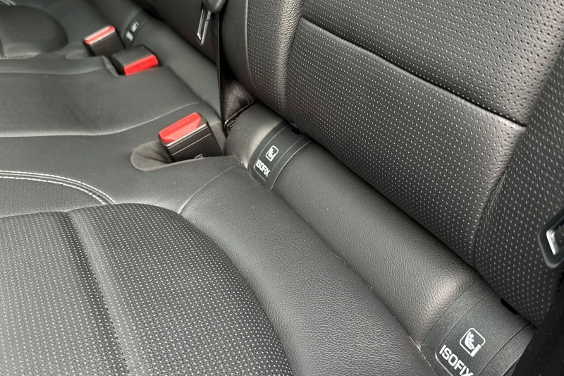 2022 (22) JAGUAR F-PACE 2.0 P400e R-Dynamic Black 5dr Auto AWD 5038910