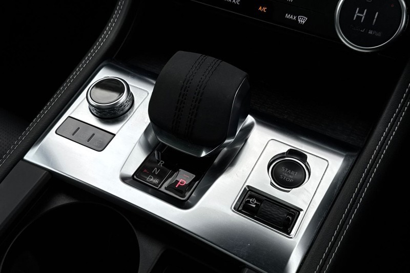 2022 (22) JAGUAR F-PACE 2.0 P400e R-Dynamic Black 5dr Auto AWD 5038888