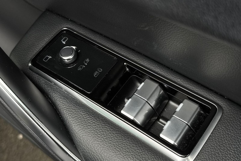 2022 (22) JAGUAR F-PACE 2.0 P400e R-Dynamic Black 5dr Auto AWD 5038898