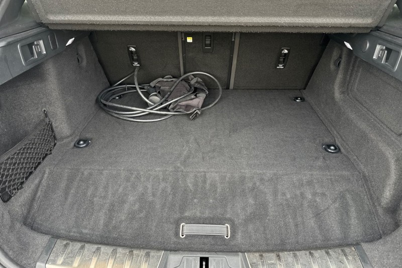 2022 (22) JAGUAR F-PACE 2.0 P400e R-Dynamic Black 5dr Auto AWD 5038885