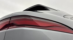 2022 (22) JAGUAR F-PACE 2.0 P400e R-Dynamic Black 5dr Auto AWD 5038919