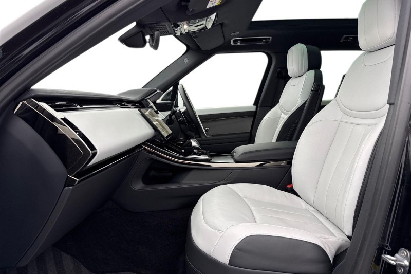 2025 (25) LAND ROVER RANGE ROVER SPORT 3.0 D250 Edition 5dr Auto 5049614