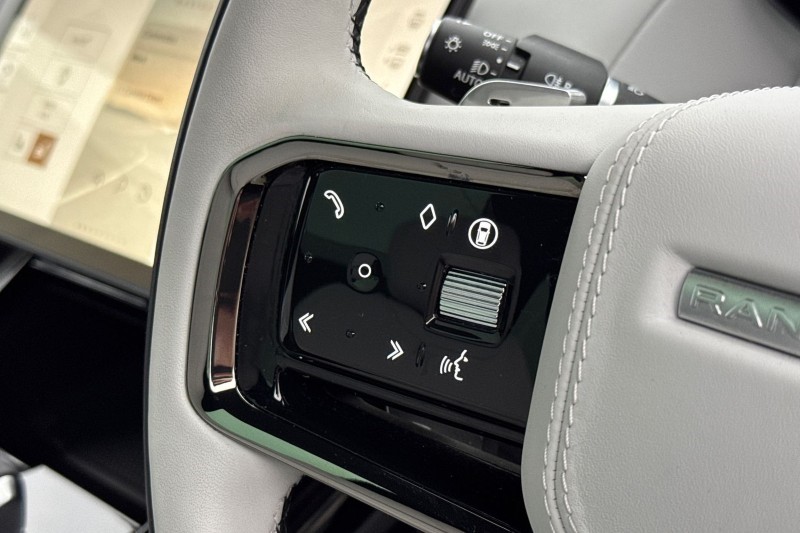 2025 (25) LAND ROVER RANGE ROVER SPORT 3.0 D250 Edition 5dr Auto 5049638