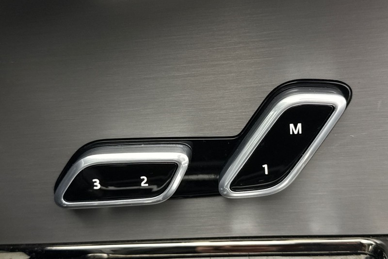 2025 (25) LAND ROVER RANGE ROVER SPORT 3.0 D250 Edition 5dr Auto 5049635