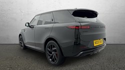 2025 (25) LAND ROVER RANGE ROVER SPORT 3.0 D250 Edition 5dr Auto 1