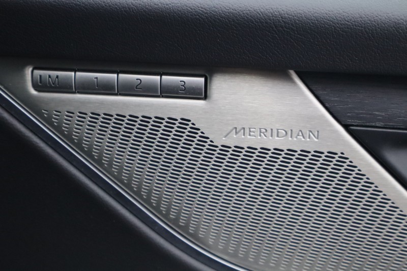 2024 (24) JAGUAR F-PACE 2.0 D200 R-Dynamic SE Black 5dr Auto AWD 5287032