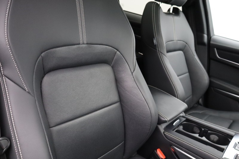 2024 (24) JAGUAR F-PACE 2.0 D200 R-Dynamic SE Black 5dr Auto AWD 5287035