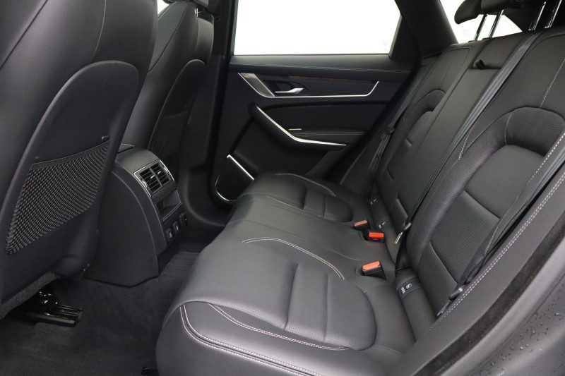 2024 (24) JAGUAR F-PACE 2.0 D200 R-Dynamic SE Black 5dr Auto AWD 5287020