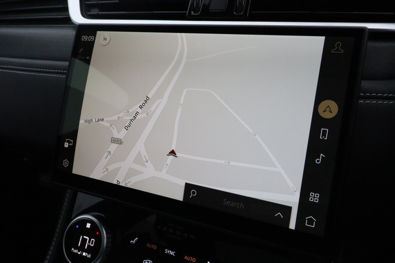 2024 (24) JAGUAR F-PACE 2.0 D200 R-Dynamic SE Black 5dr Auto AWD 5287055