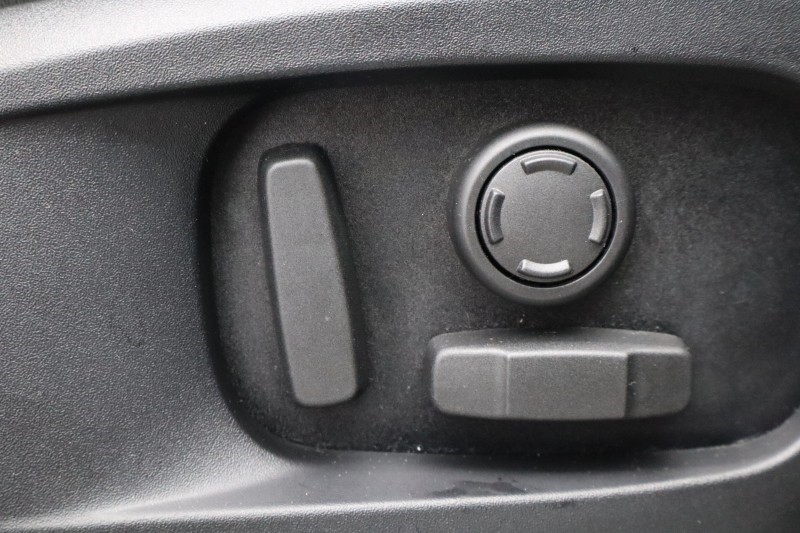 2024 (24) JAGUAR F-PACE 2.0 D200 R-Dynamic SE Black 5dr Auto AWD 5287033