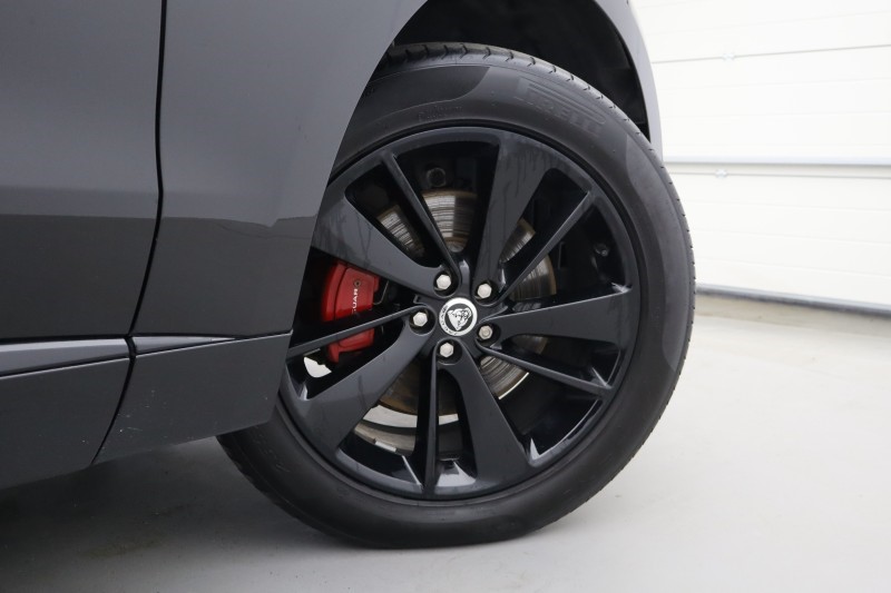 2024 (24) JAGUAR F-PACE 2.0 D200 R-Dynamic SE Black 5dr Auto AWD 5287017