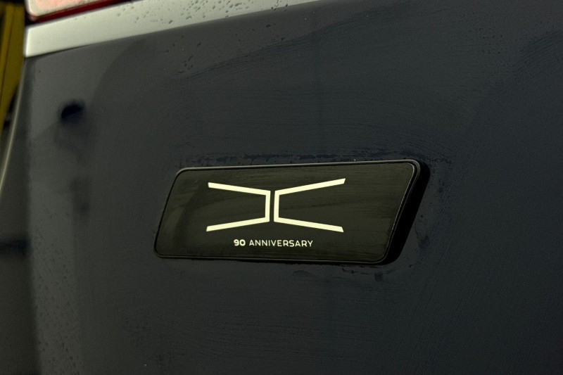 2024 (74) JAGUAR F-PACE 2.0 P400e R-Dynamic HSE Black 90th Anniv 5dr Auto 5044071