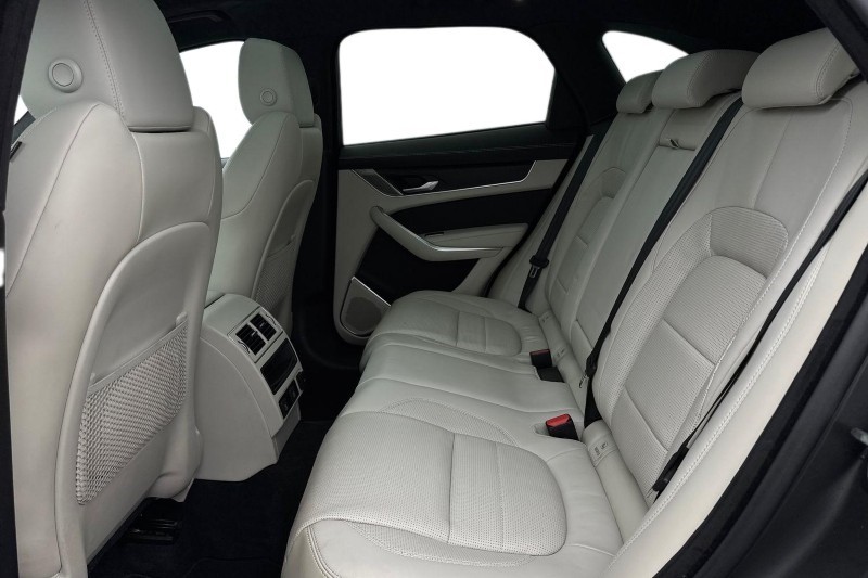 2024 (74) JAGUAR F-PACE 2.0 P400e R-Dynamic HSE Black 90th Anniv 5dr Auto 5044030