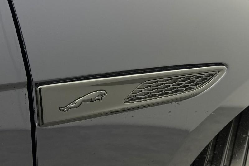 2024 (74) JAGUAR F-PACE 2.0 P400e R-Dynamic HSE Black 90th Anniv 5dr Auto 5044046