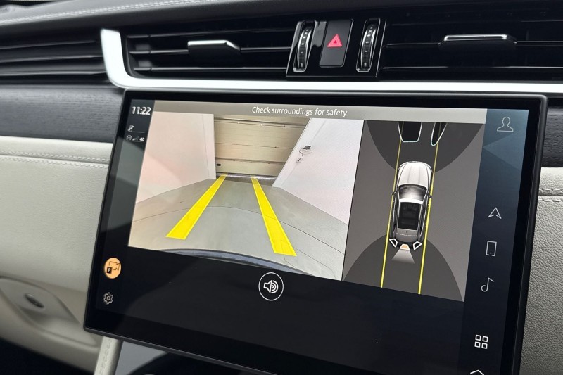 2024 (74) JAGUAR F-PACE 2.0 P400e R-Dynamic HSE Black 90th Anniv 5dr Auto 5044038