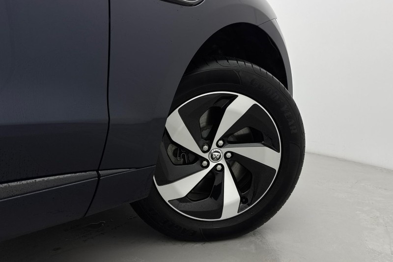 2024 (74) JAGUAR F-PACE 2.0 P400e R-Dynamic HSE Black 90th Anniv 5dr Auto 5044074