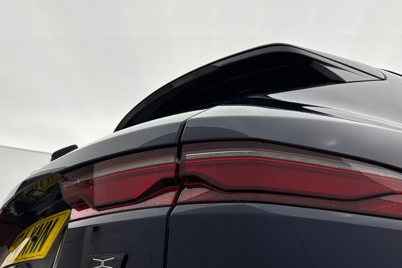 2024 (74) JAGUAR F-PACE 2.0 P400e R-Dynamic HSE Black 90th Anniv 5dr Auto 5044072