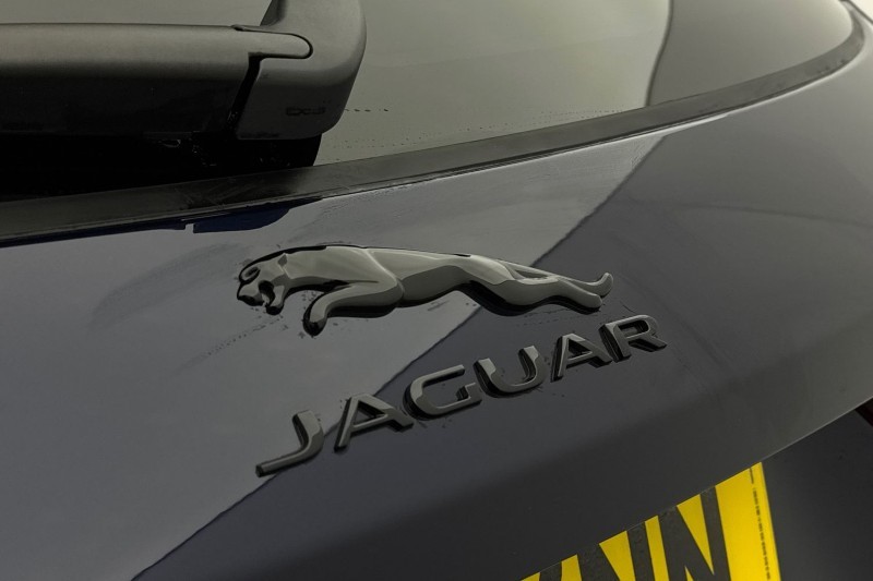 2024 (74) JAGUAR F-PACE 2.0 P400e R-Dynamic HSE Black 90th Anniv 5dr Auto 5044070