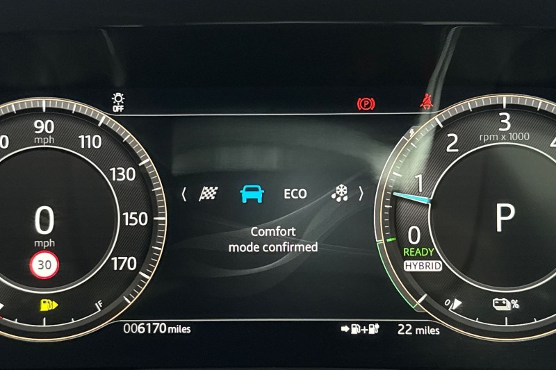 2024 (74) JAGUAR F-PACE 2.0 P400e R-Dynamic HSE Black 90th Anniv 5dr Auto 5044058