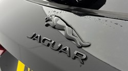 2022 (22) JAGUAR F-PACE 5.0 V8 550 SVR 5dr Auto AWD 5046417