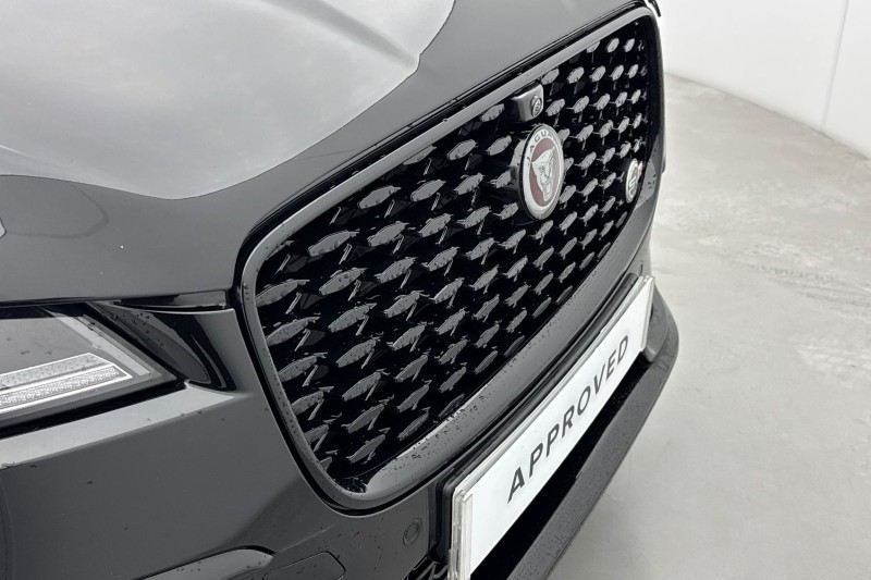 2022 (22) JAGUAR F-PACE 5.0 V8 550 SVR 5dr Auto AWD 5046415