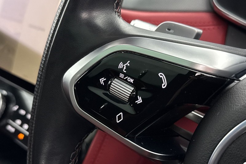 2022 (22) JAGUAR F-PACE 5.0 V8 550 SVR 5dr Auto AWD 5046401