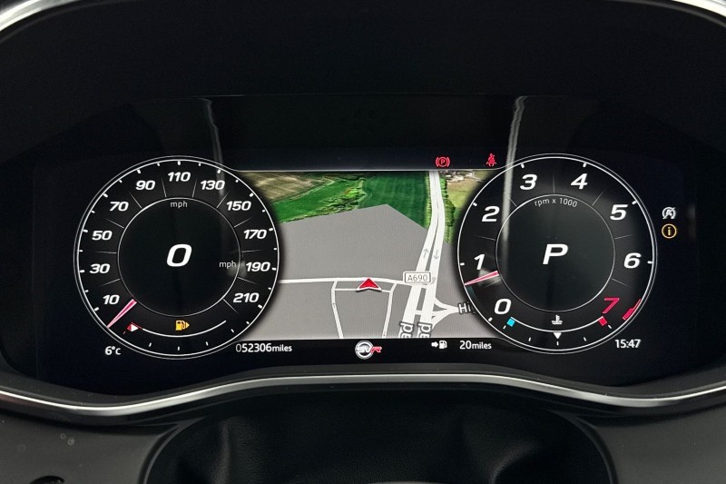 2022 (22) JAGUAR F-PACE 5.0 V8 550 SVR 5dr Auto AWD 5046390