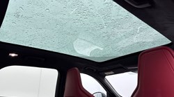 2022 (22) JAGUAR F-PACE 5.0 V8 550 SVR 5dr Auto AWD 5046395