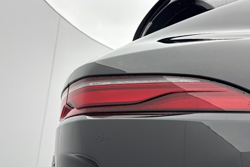 2022 (22) JAGUAR F-PACE 5.0 V8 550 SVR 5dr Auto AWD 5046419